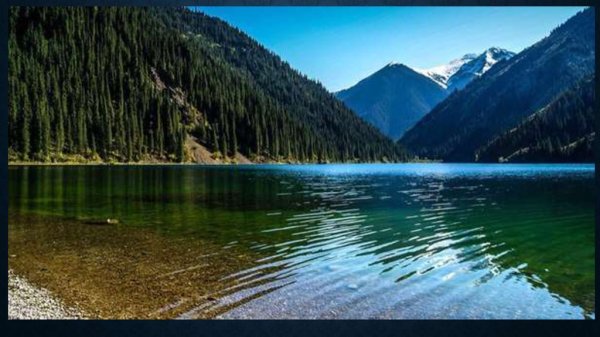 Кольсай озеро Кансай в Казахстане