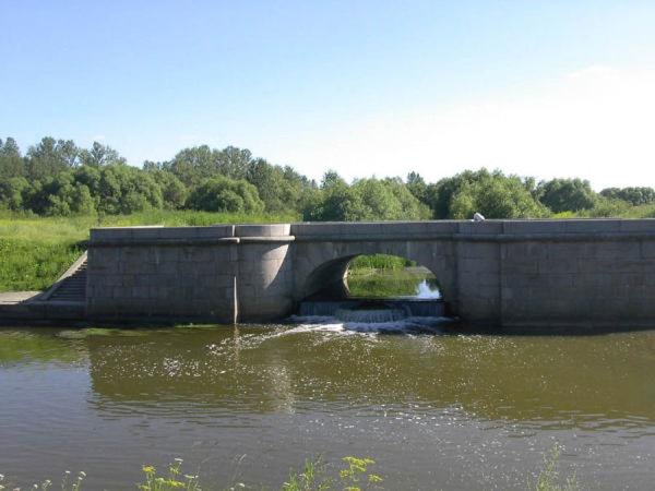Полежаевский парк СПБ