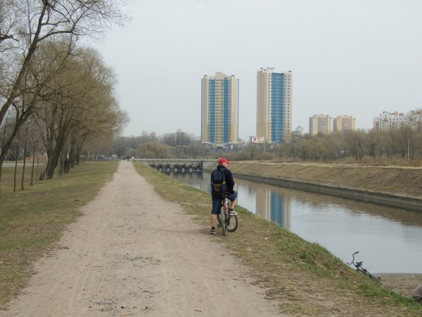 Урицк Полежаевский парк