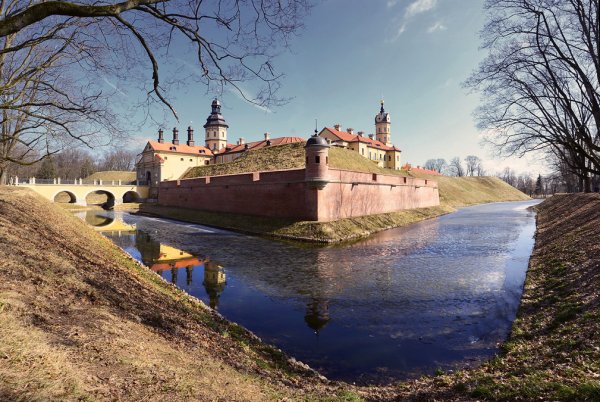 Фото Весна Несвижский парк