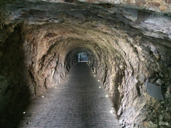 Грот провал в Пятигорске