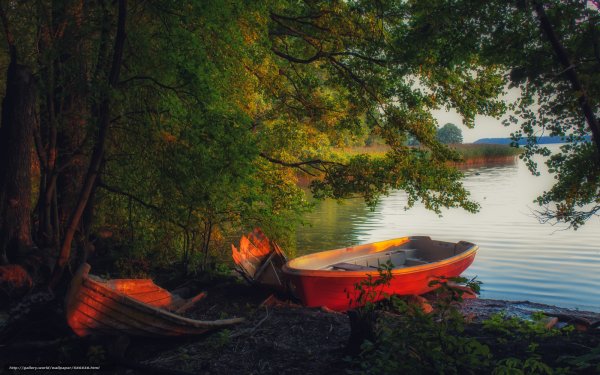 Лодка озеро костер