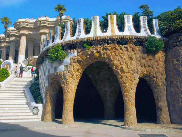 Архитектор Антонио Гауди. Парк Гуэля, Барселона