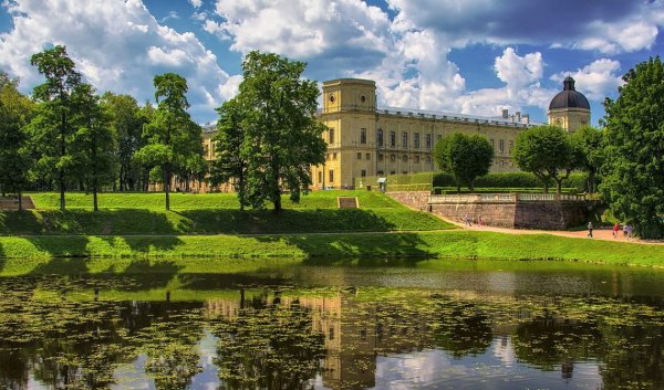 Гатчинский дворец парк