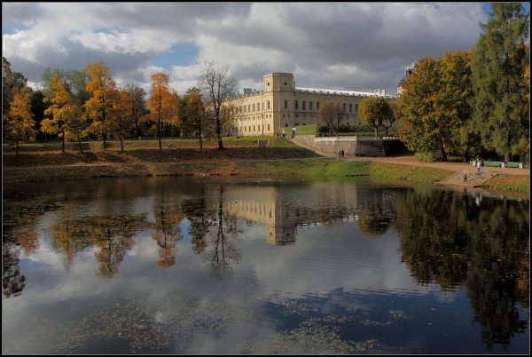 Гатчина парк осенью