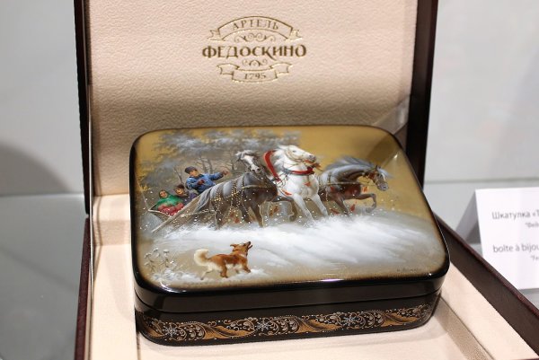 Федоскинская фабрика лаковой миниатюры