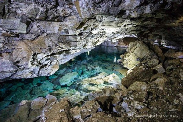 Подземные озера Кунгурской пещеры