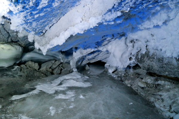 Кунгурская Ледяная пещера озера