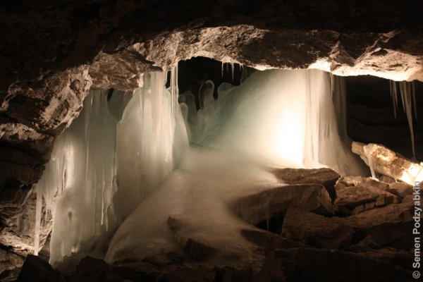 Кунгурская Ледяная пещера грот дружбы народов