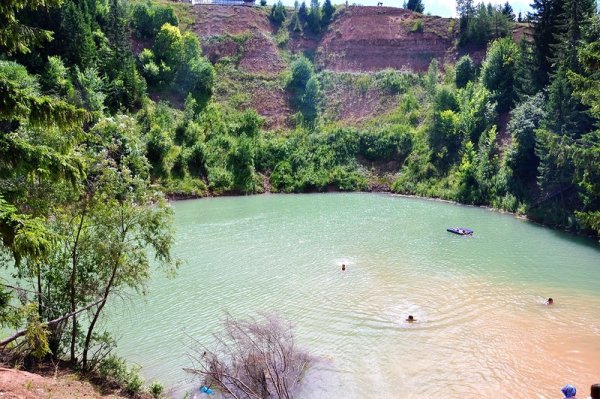 Драконий глаз озеро в Марий Эл