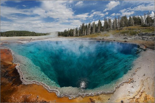 Йеллоустоун озеро утренней славы