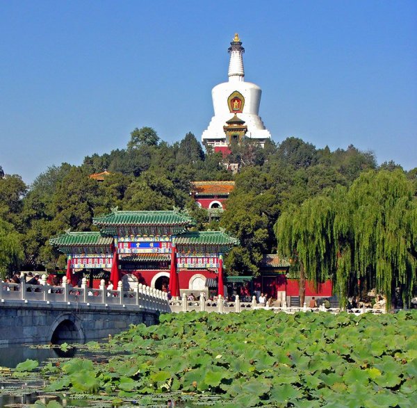 Парк Бэйхай