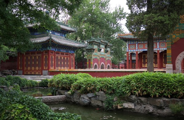 Парк Бэйхай в Пекине