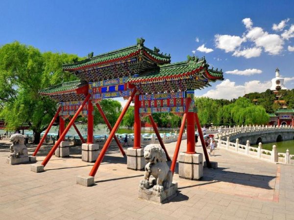 Парк Бэйхай в Пекине