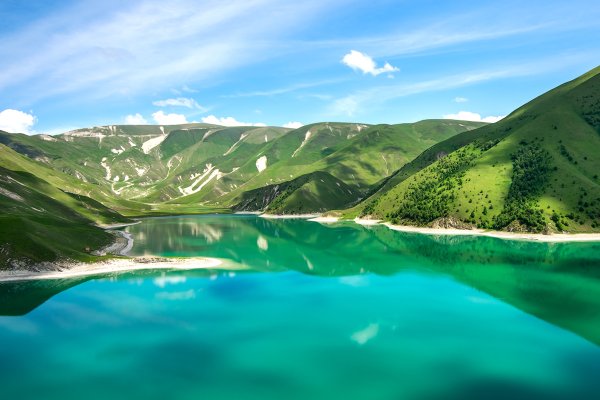 Высокогорное озеро Кезеной-ам