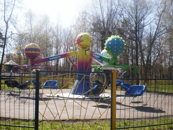Парк Челюскинцев 1970 карусели