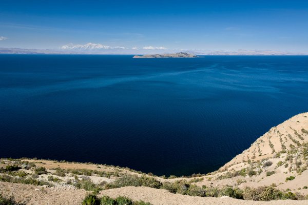 Титикака озеро глубина