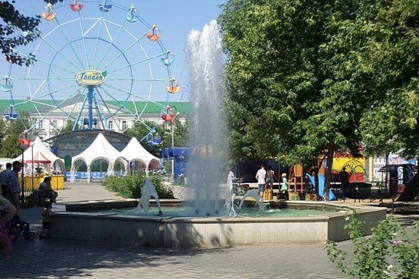 Парк тополя Оренбург