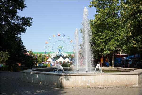 Оренбург достопримечательности парк тополя