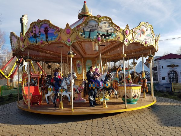 Парк тополя Оренбург аттракционы