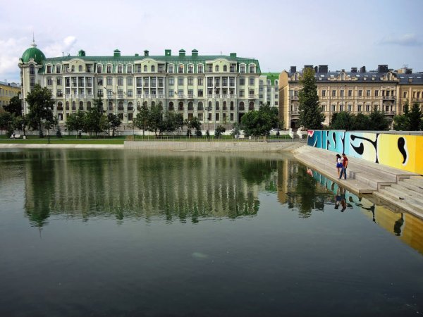 Парк черное озеро Казань Казань