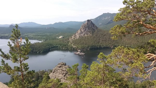 Боровое скала Окжетпес
