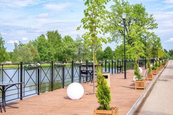 Софрино парк отель с открытым бассейном