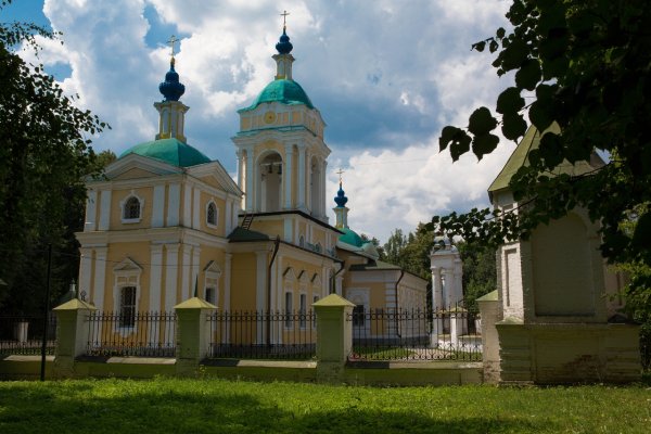 Храм Софрино парк