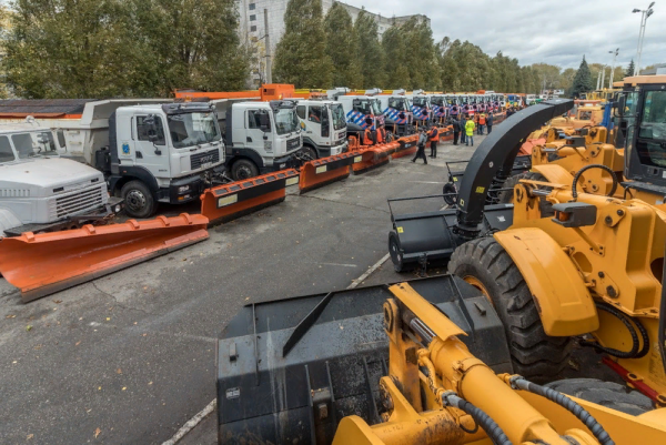 Парк дорожно строительной техники