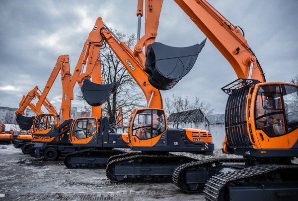 UMG (Тверской экскаватор) e230