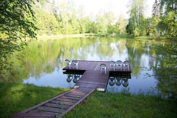 Мостик у реки