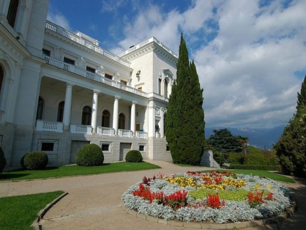 Ялта Ливадийский дворец парк