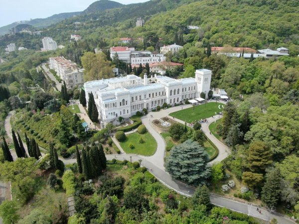 Ливадийский парк Ливадия