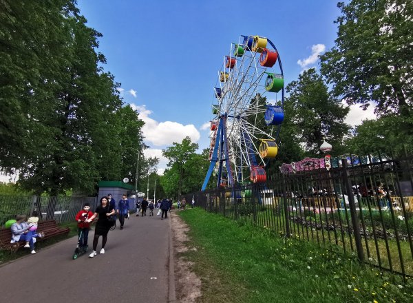 Колесо обозрения Подольск парк Талалихина