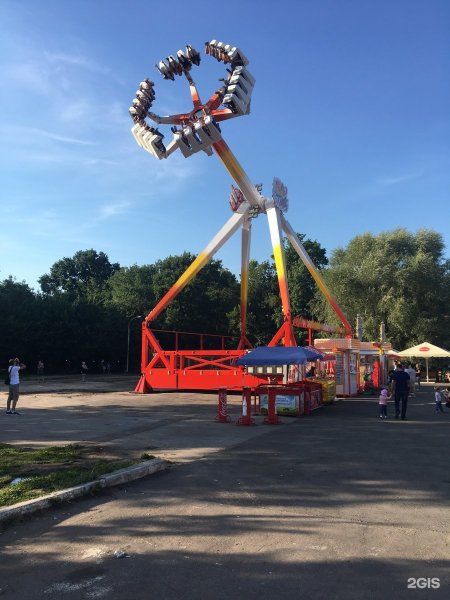 Парк аттракционов Самара парк Гагарина