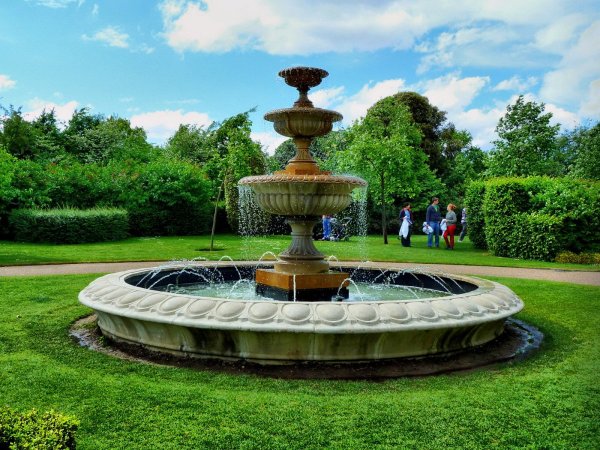 Риджинс парк фонтан