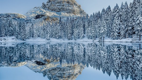 Вода зимой