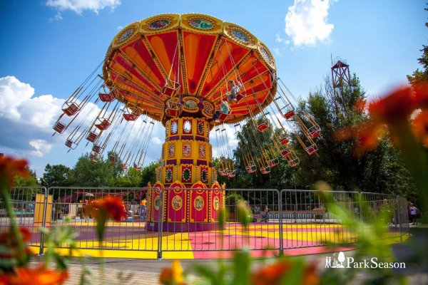 Аттракционный парк в Москве