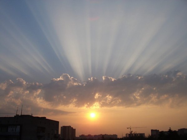 Солнце над городом