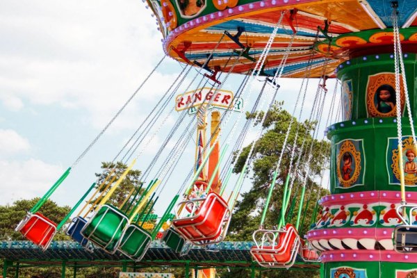 Гагарин парк Челябинск аттракционы