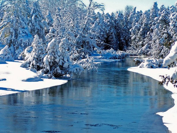 Речка зимой