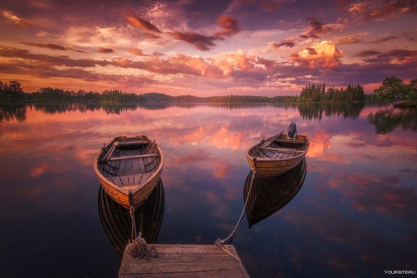 Пейзаж с лодкой