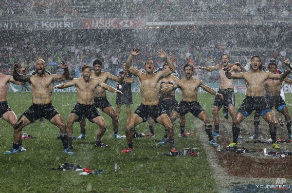 Футбол в дождь