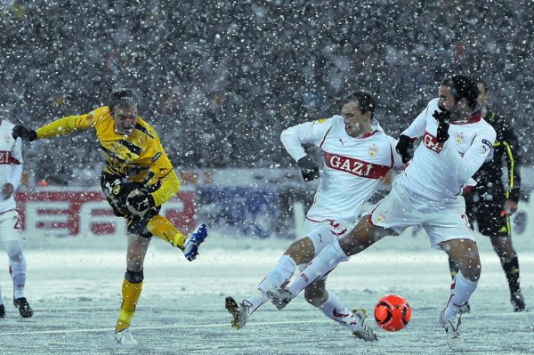 Футбол зимой