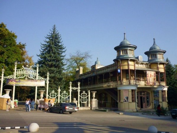 Парк цветник Пятигорск