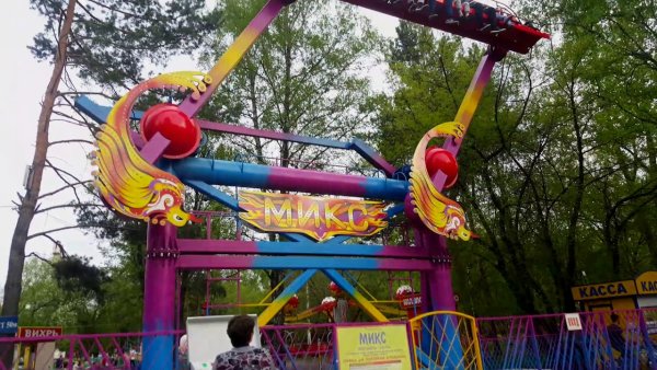 Парк Гагарина Новокузнецк аттракционы