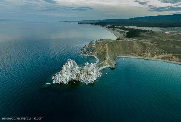 Остров Ольхон на Байкале сверху