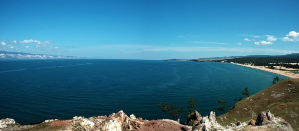 Озеро Байкал с высоты птичьего полета