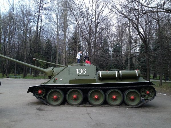 Парк Победы Ульяновск техника