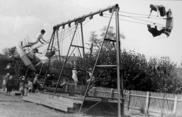 Качели лодочки СССР